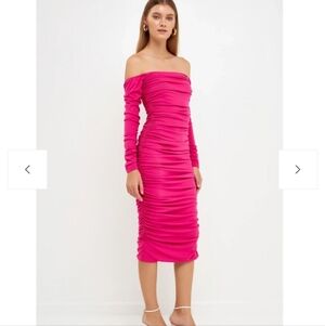 NWOT Endless Rose Off-The-Shoulder Ruched Midi Dress